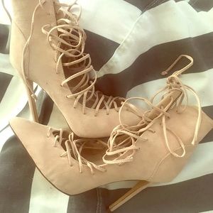 Lola Shoetique - Nude Lace-Up Pointy Heels